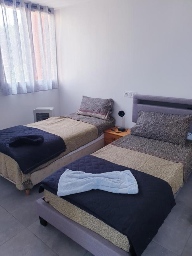 Big Flat Sea Vieuw 95 M2 5 Rooms Near Airport 5 Min Train 3 Min And Tram On Site, Beach 7 Min, 2 Showers And 2 Toilets , Neuf Grand Appartement 95 M2 5 Chambres Proche Aeroport 5 Min Train 3 Min Et Tramway Sur Place, Plage 7 Min 2 Douches Et 2 Wc Vue Niza Exterior foto