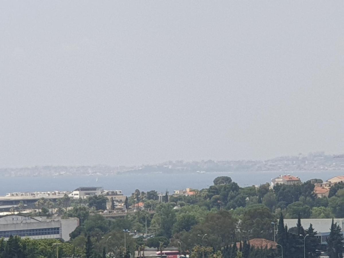 Big Flat Sea Vieuw 95 M2 5 Rooms Near Airport 5 Min Train 3 Min And Tram On Site, Beach 7 Min, 2 Showers And 2 Toilets , Neuf Grand Appartement 95 M2 5 Chambres Proche Aeroport 5 Min Train 3 Min Et Tramway Sur Place, Plage 7 Min 2 Douches Et 2 Wc Vue Niza Exterior foto